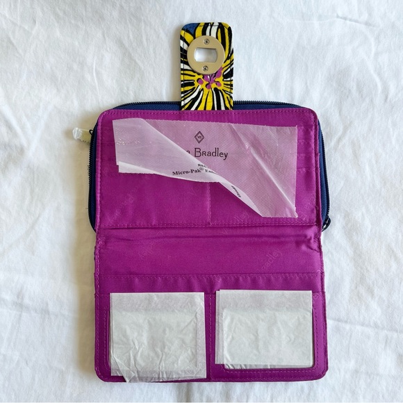 Vera Bradley Turnlock Wallet African Violet Quilted Floral Multicolor NWT - Picture 5 of 7